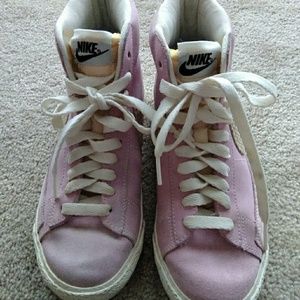 Nike tennis shoes booties